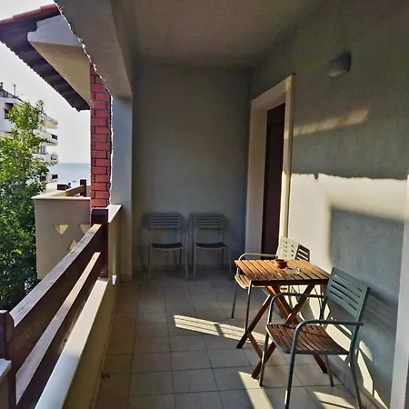 Cosy Vacation In Апартаменты