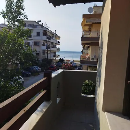 Cosy Vacation In * Περαία